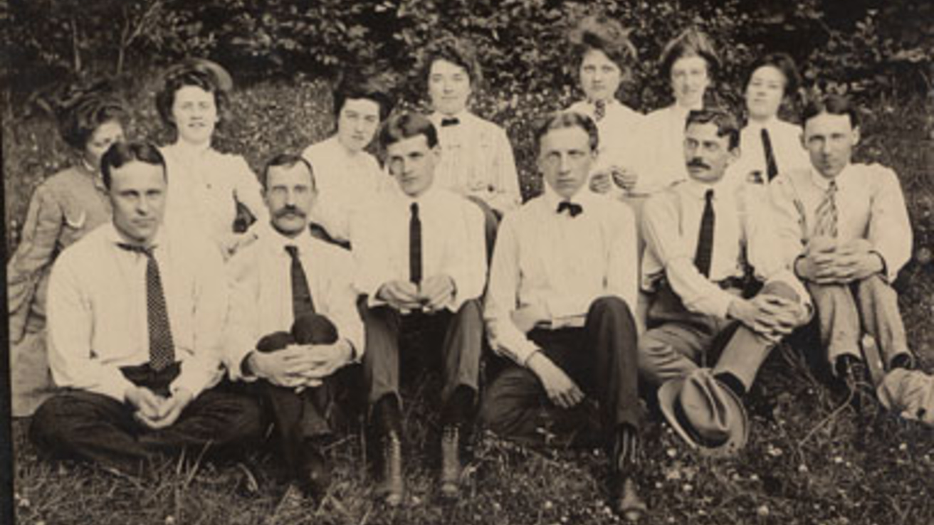 Group photograph. Bleanski is the in the front row, second person from the end